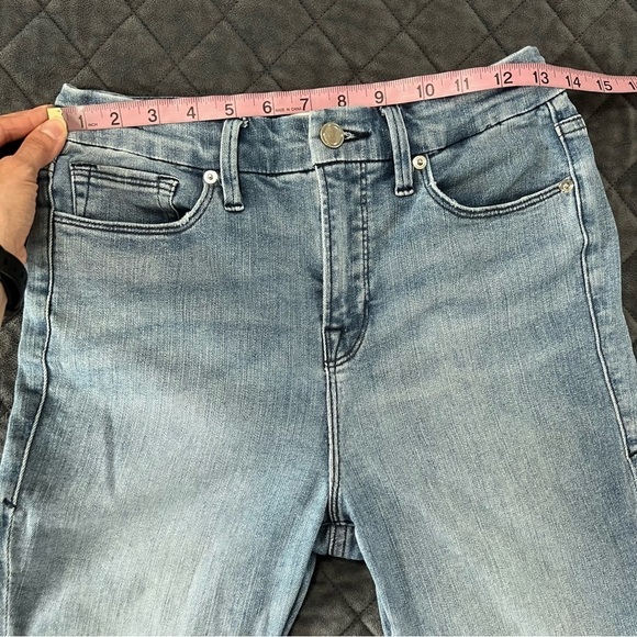 Good American Jeans Women 28 6 Good Flare Distressed Knees Light Wash A - Picture 5 of 7